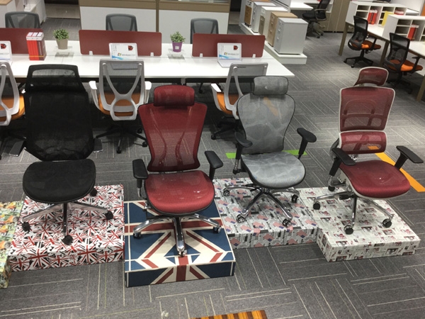 高檔人體(tǐ)工(gōng)學(xué)椅